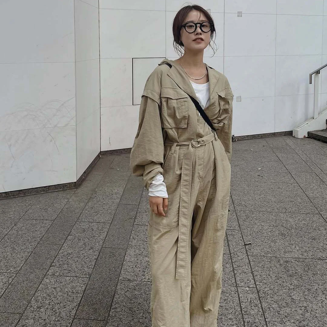 Gagarich Japanese Spring Summer Retro Old Money Style Design Sense Workwear Outdoor Street Jumpsuit Casual Slimming Pants
Gagarich Japanese Spring Summer Retro Old Money Style Design Sense Workwear Outdoor Street Jumpsuit Casual Slimming Pants