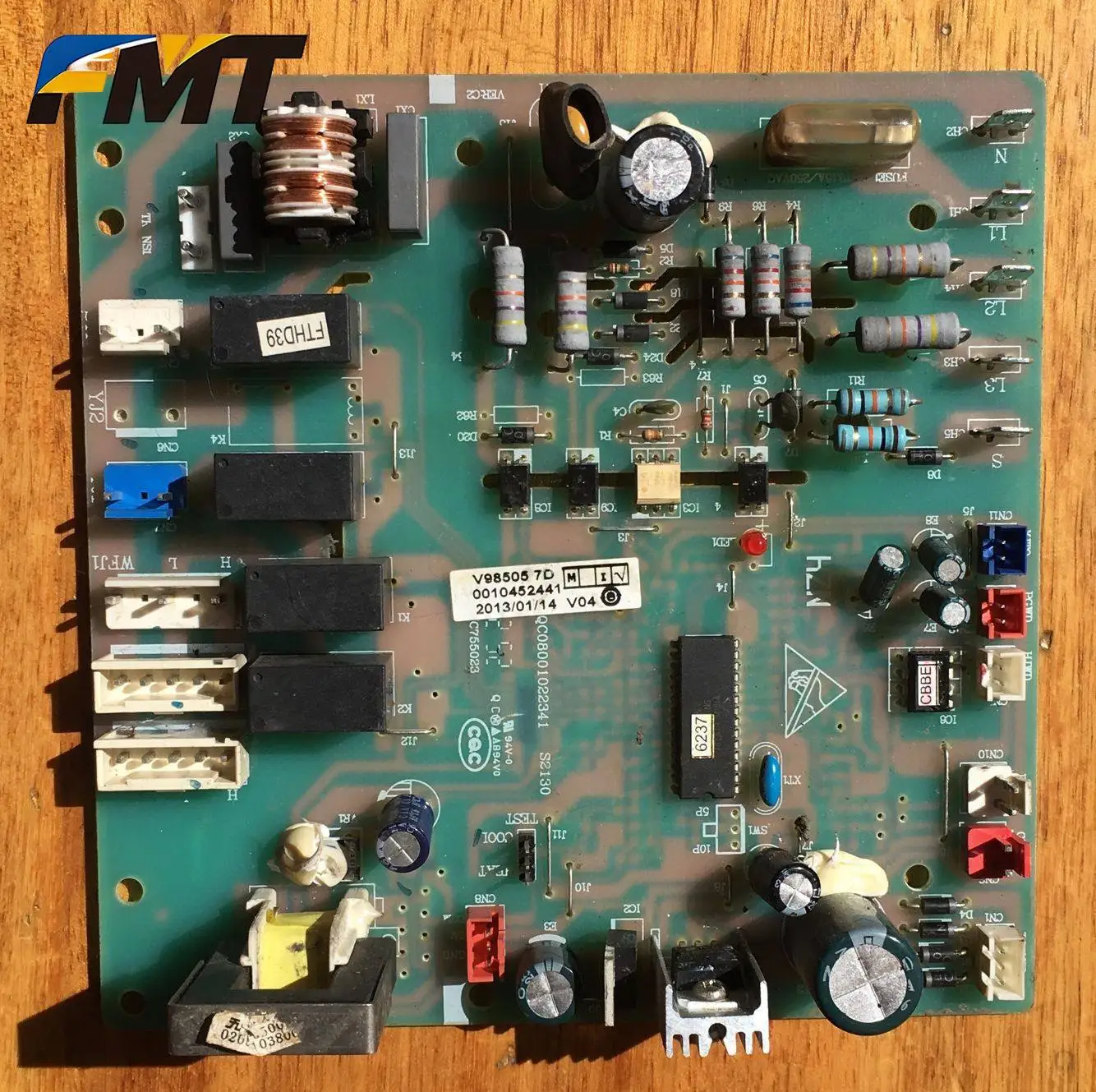 Плата управления кондиционером FMT-5P (внешняя/основная) KFRD-120LW 6301/6302A 0010452441
Плата управления кондиционером FMT-5P (внешняя/основная) KFRD-120LW 6301/6302A 0010452441