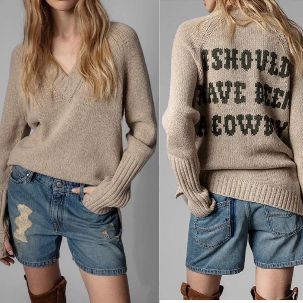 Letter Jacquard Women's 100% Wool Sweater Autumn V-Neck Long Sleeve Vintage Female Knitted Pullover
Letter Jacquard Women's 100% Wool Sweater Autumn V-Neck Long Sleeve Vintage Female Knitted Pullover