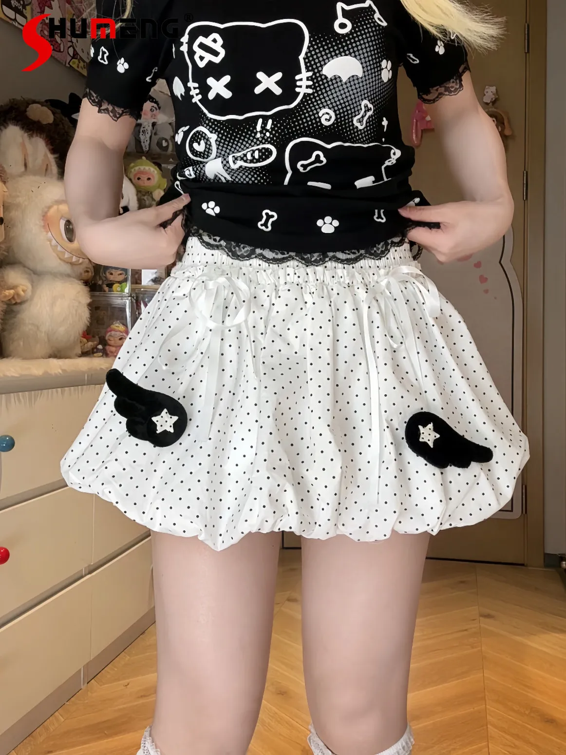 Japanese Sweet Cute Detachable Wings Dot Bud Short Skirts Elastic High Waist Kawaii Versatile Mini Skirt for Women Summer 2026
Japanese Sweet Cute Detachable Wings Dot Bud Short Skirts Elastic High Waist Kawaii Versatile Mini Skirt for Women Summer 2026