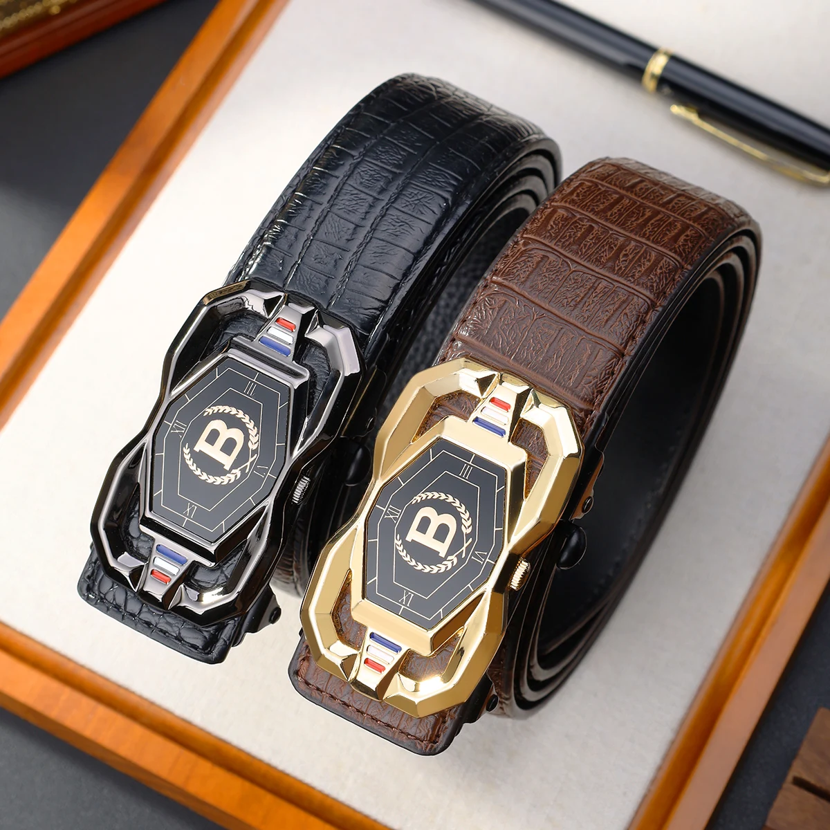 Men's automatic buckle belt, business casual jeans waist belt, fashionable and versatile clothing accessory
Men's automatic buckle belt, business casual jeans waist belt, fashionable and versatile clothing accessory