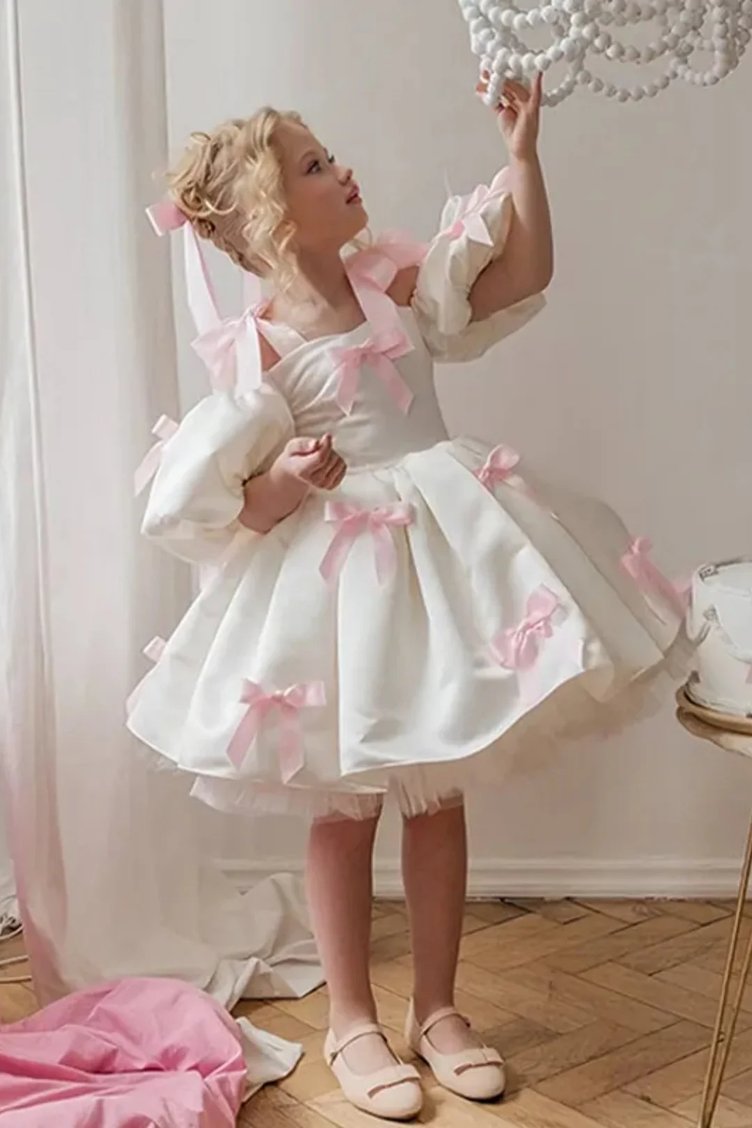 Girls Skirt 2026 Spring Summer New Childrens Clothes Girls Baby Fashion Sweet Gorgeous Bubble Sleeve Bow Princess Dress
Girls Skirt 2026 Spring Summer New Childrens Clothes Girls Baby Fashion Sweet Gorgeous Bubble Sleeve Bow Princess Dress