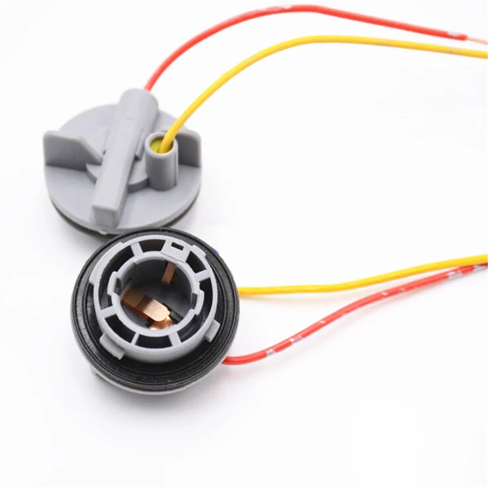 2pcs Lamp Bulbs Socket Holder Connector For Stop Tail Brake Light Turn Signal Headlight BA15S 1156 382 Car Light Base
2pcs Lamp Bulbs Socket Holder Connector For Stop Tail Brake Light Turn Signal Headlight BA15S 1156 382 Car Light Base