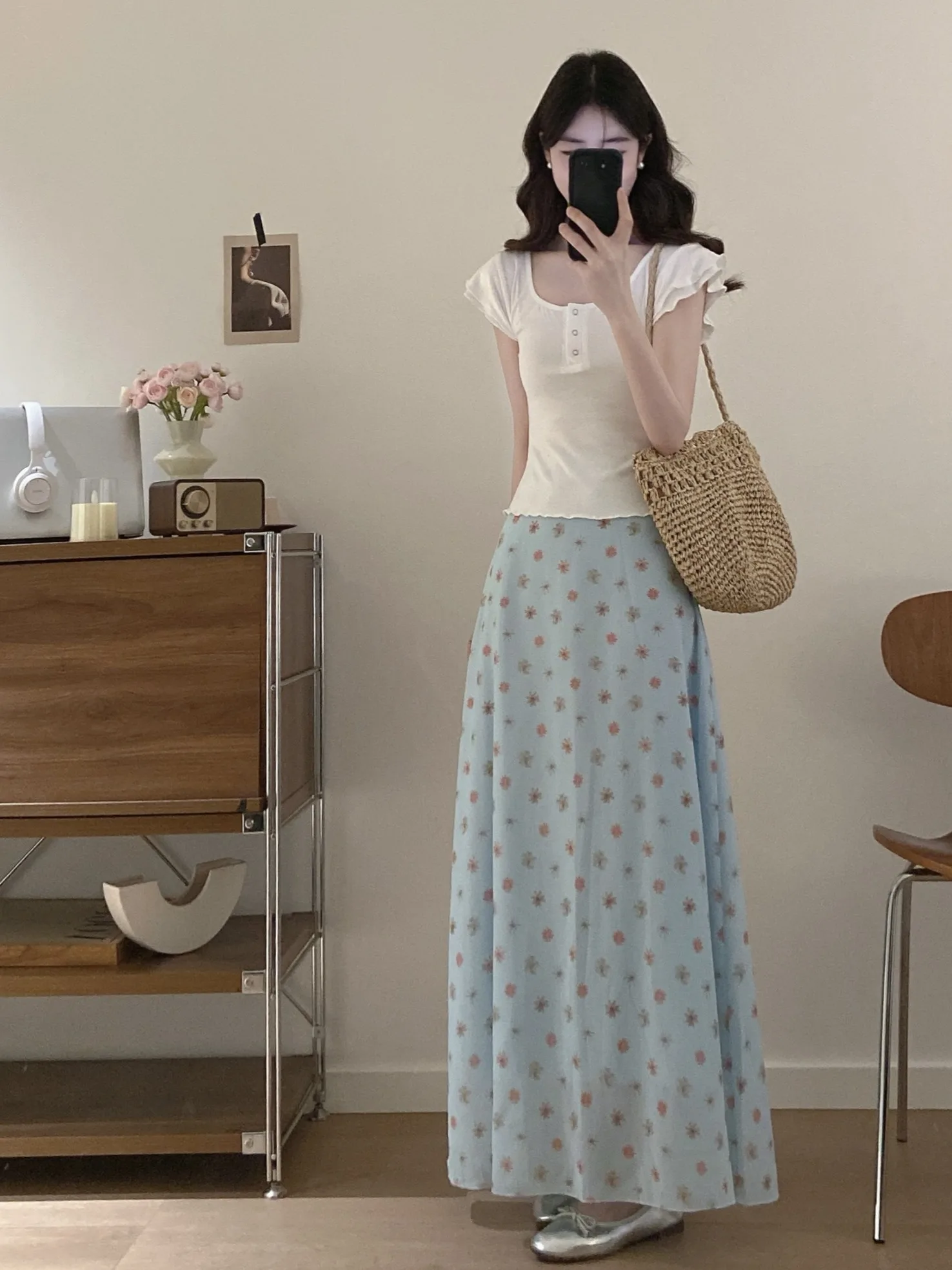 plus Size Gentle Style Floral Print A-Line Dress And Top Set Summer New Arrival Color Versatile Lace Sleeve Ensemble
plus Size Gentle Style Floral Print A-Line Dress And Top Set Summer New Arrival Color Versatile Lace Sleeve Ensemble