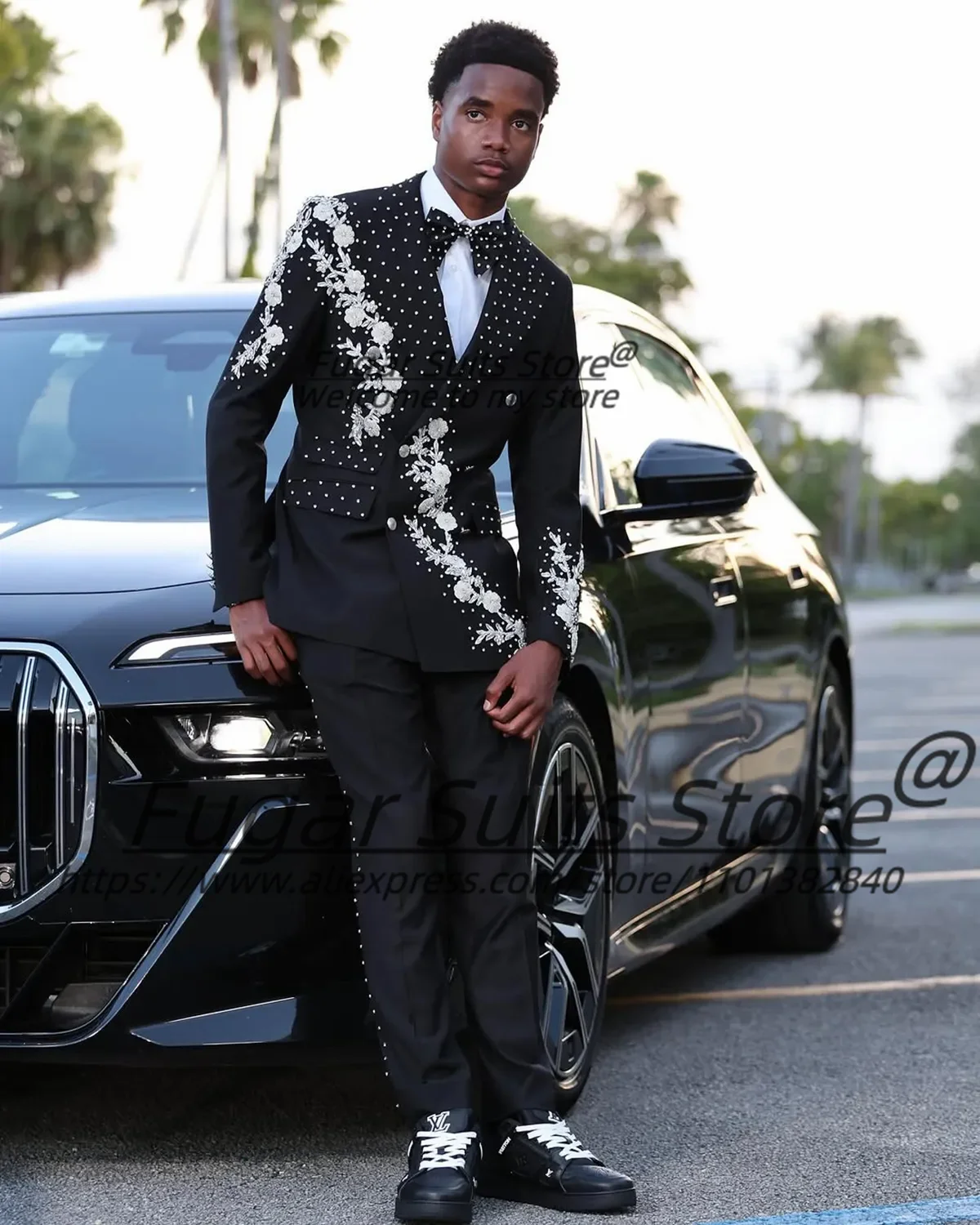 Luxuly Shiny Beaded Appliques Groom Wedding Tuxedos Customized Slim Fit Peaked Lapel Double Breasted 2 Pieces Sets Costume Homme
Luxuly Shiny Beaded Appliques Groom Wedding Tuxedos Customized Slim Fit Peaked Lapel Double Breasted 2 Pieces Sets Costume Homme