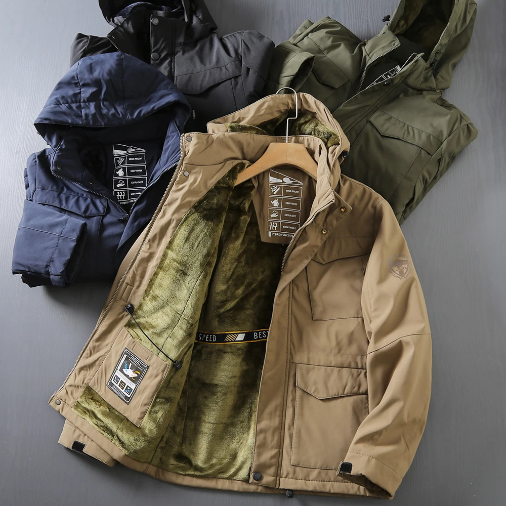 Thiened Fce Winter Jaet Men's Outdoor Cold Proof Warm Coat with Hood Zipper Closure Stand Fit Faion Urban Sle
Thiened Fce Winter Jaet Men's Outdoor Cold Proof Warm Coat with Hood Zipper Closure Stand Fit Faion Urban Sle