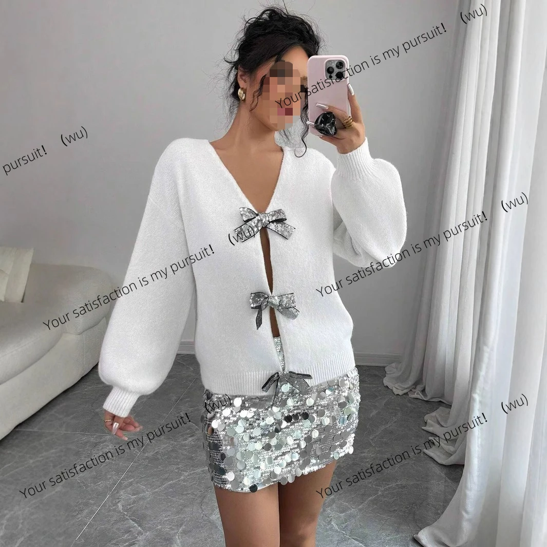 European and American French fashion sequined bow loose long-sleeved knitted sweater cardigan
European and American French fashion sequined bow loose long-sleeved knitted sweater cardigan