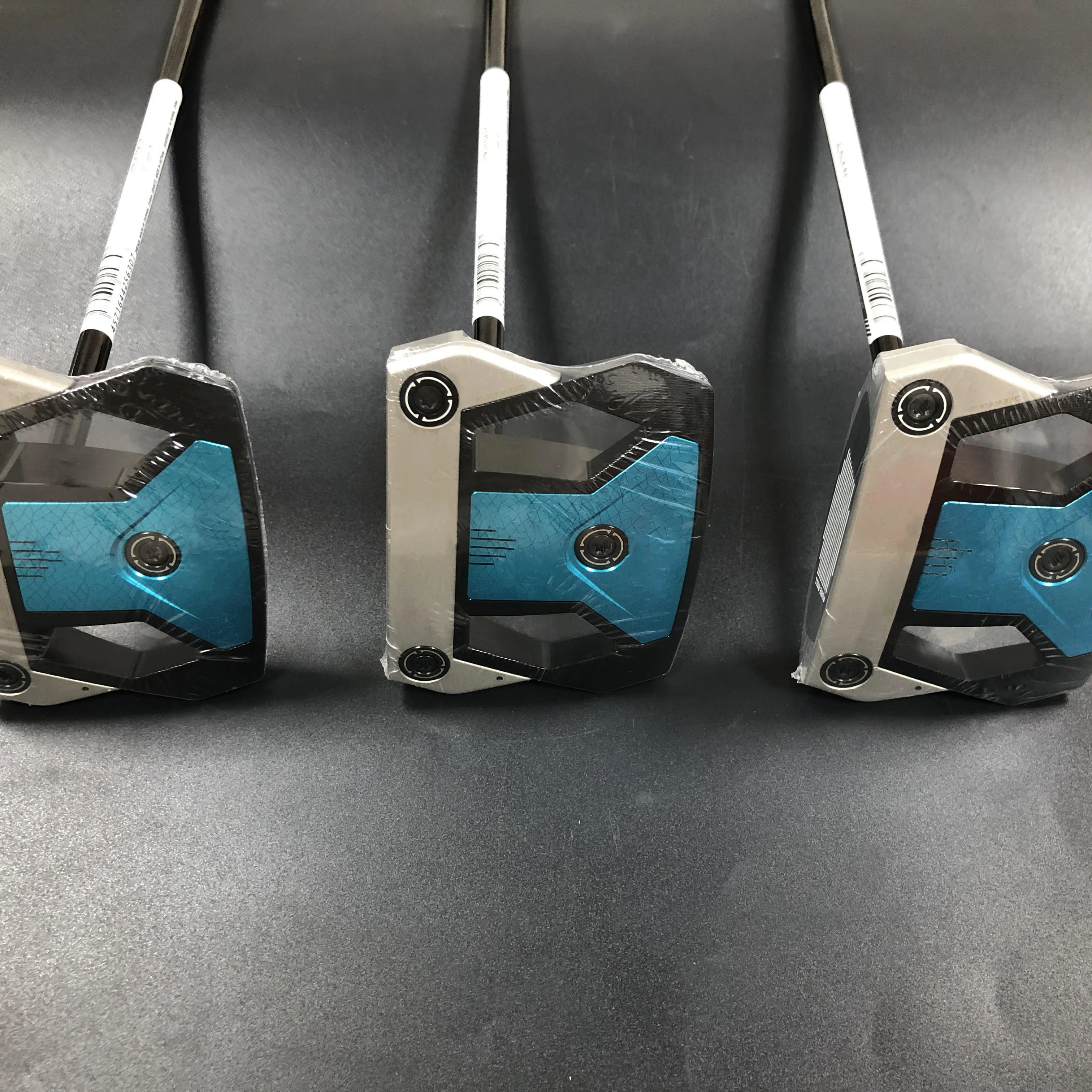 CNC Milled Golf Putter 1Pcs 34 inches Black Putter Golf With Golf Grips And Golf Shafts Free shipping
CNC Milled Golf Putter 1Pcs 34 inches Black Putter Golf With Golf Grips And Golf Shafts Free shipping