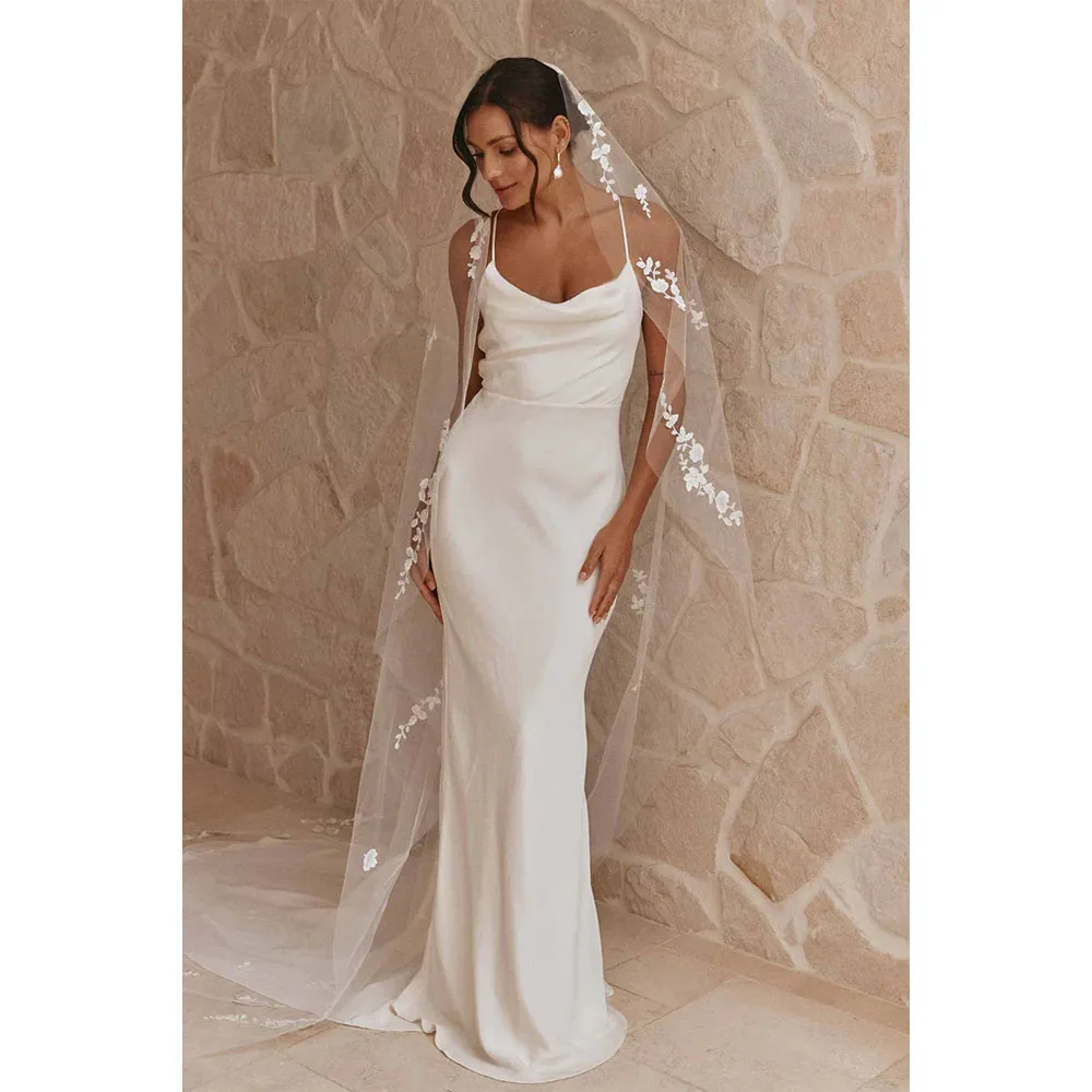 Spaghetti Strap Long Mermaid Wedding Dress For Women Soft Satin Criss Cross Shiny Bridal Gown Ruched Sweep Train 2025 Customized
Spaghetti Strap Long Mermaid Wedding Dress For Women Soft Satin Criss Cross Shiny Bridal Gown Ruched Sweep Train 2025 Customized