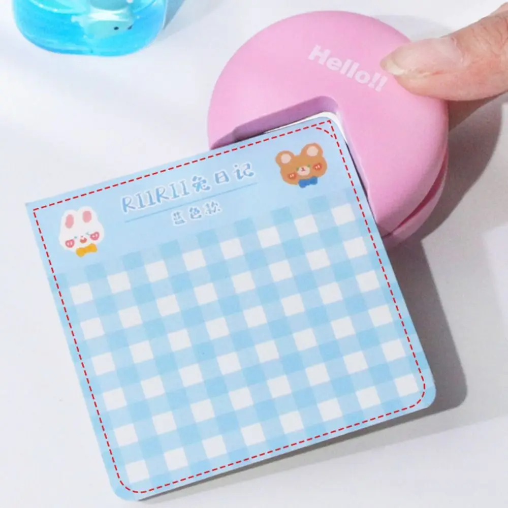 Plastic R4 Corner Rounder Portable Mini Card Rounded Cutter Paper Punch Round Angle Border Trimmer DIY Photo Scrapbook
Plastic R4 Corner Rounder Portable Mini Card Rounded Cutter Paper Punch Round Angle Border Trimmer DIY Photo Scrapbook