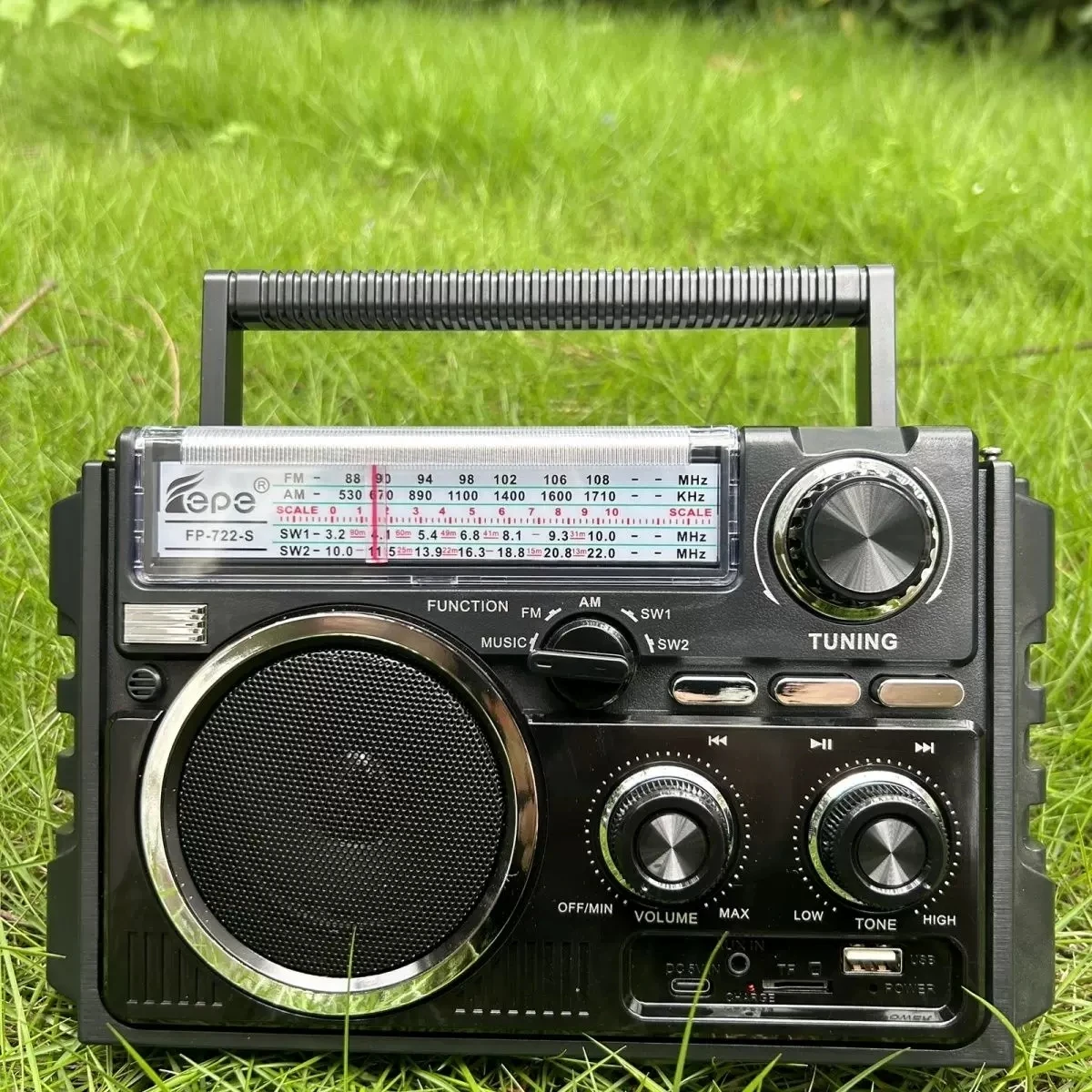 Retro Solar Bluetooth Speaker,Multi-band Radio(AM/FM/SW1-2)with 5W Stereo Sound,Solar Charging,USB TF AUX for Camping Emergency
Retro Solar Bluetooth Speaker,Multi-band Radio(AM/FM/SW1-2)with 5W Stereo Sound,Solar Charging,USB TF AUX for Camping Emergency