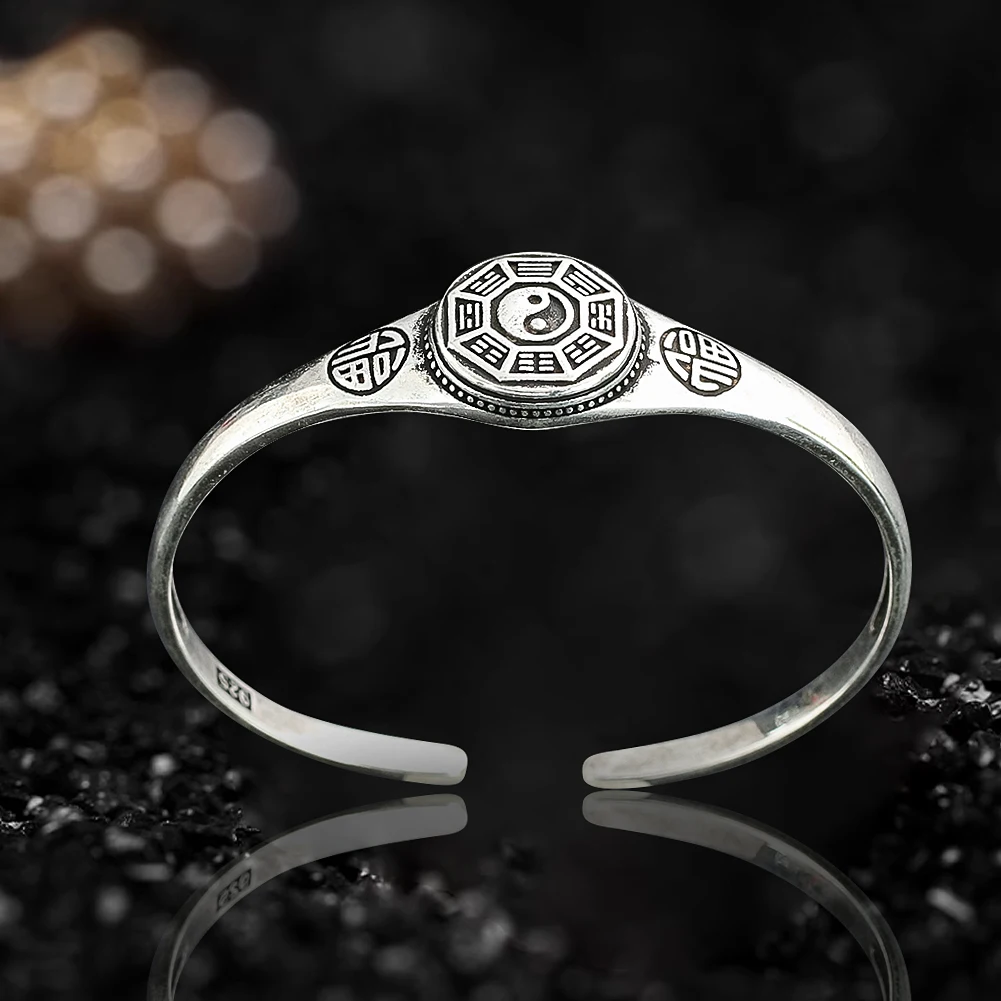 Classic Tai Chi Bagua Fu Character Adjustable Ring for Men Women China Feng Shui Yin Yang Opening Ring Auspicious Jewelry Gift
Classic Tai Chi Bagua Fu Character Adjustable Ring for Men Women China Feng Shui Yin Yang Opening Ring Auspicious Jewelry Gift