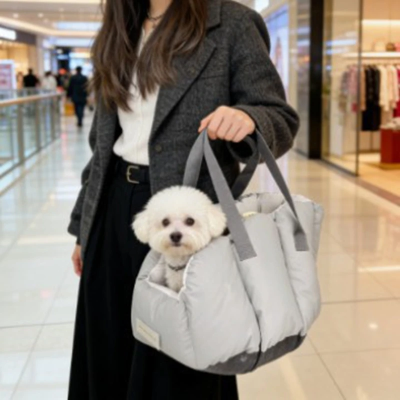 Pet Travel Carri Bag Lightweight Portable Shoulder Crossbody Handbag For Small Dogs And Cats Korean Style Outdoor Travel
Pet Travel Carri Bag Lightweight Portable Shoulder Crossbody Handbag For Small Dogs And Cats Korean Style Outdoor Travel