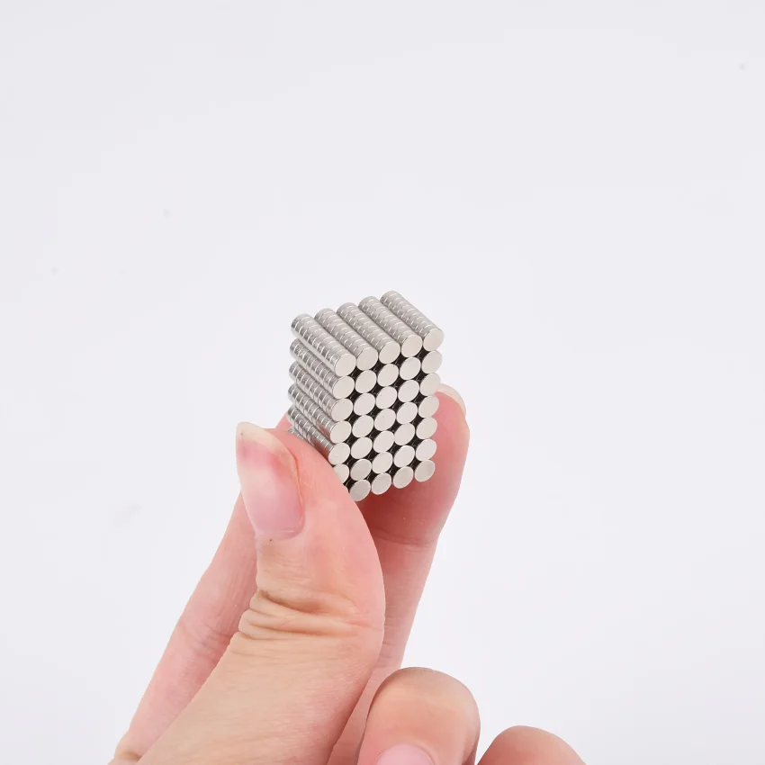 Mini 3mmX1mm Small Round Magnet 0.118 "x0.039" Magnet, Magnet 3 * 1mm Suitable for Sticker Fasteners, Office, Refrigerator
Mini 3mmX1mm Small Round Magnet 0.118 "x0.039" Magnet, Magnet 3 * 1mm Suitable for Sticker Fasteners, Office, Refrigerator