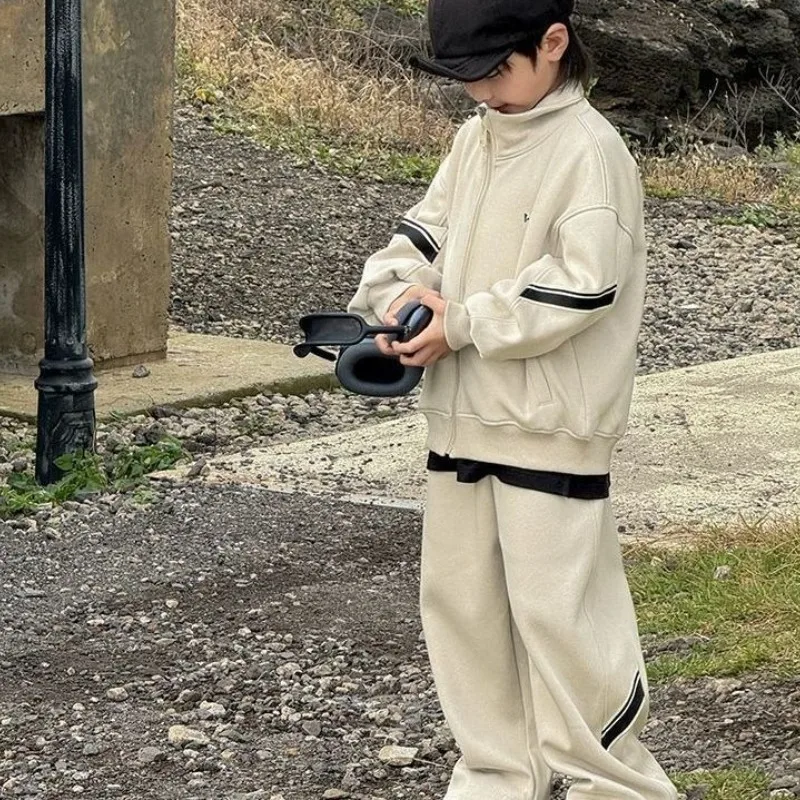 2025 Kids Top Bottom Boys Winter Child 7 12 Years Autumn Suit Boy's New Coat Set Sweatshirt Children's Clothing Boy Sets Clothes
2025 Kids Top Bottom Boys Winter Child 7 12 Years Autumn Suit Boy's New Coat Set Sweatshirt Children's Clothing Boy Sets Clothes