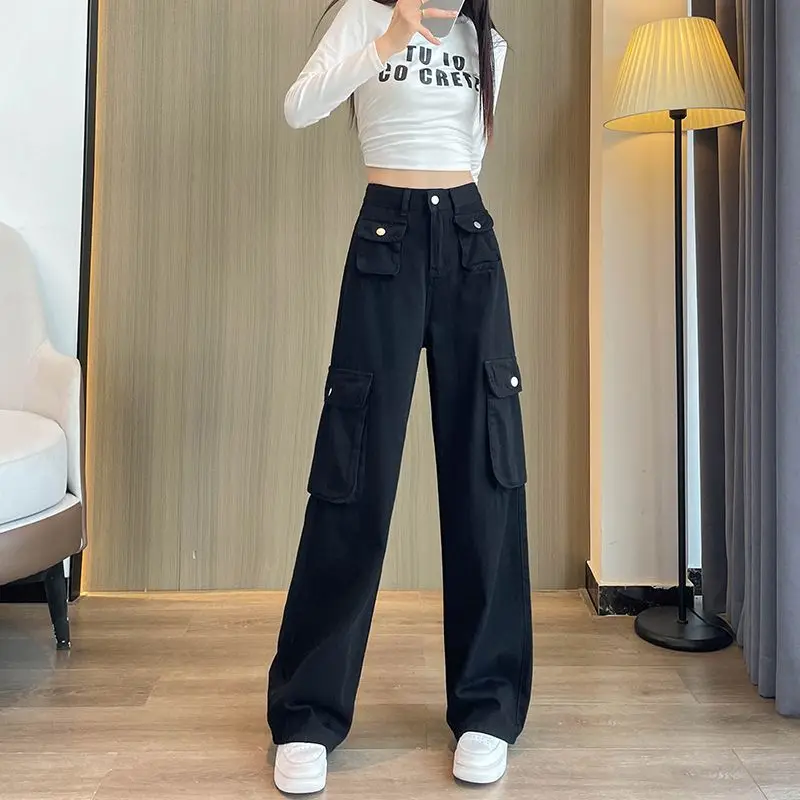 2026 New Women's Cargo Jeans High Waist Wide Leg Denim Pants with Functional Pockets Casual Loose Fit Streetwear Trouser
2026 New Women's Cargo Jeans High Waist Wide Leg Denim Pants with Functional Pockets Casual Loose Fit Streetwear Trouser