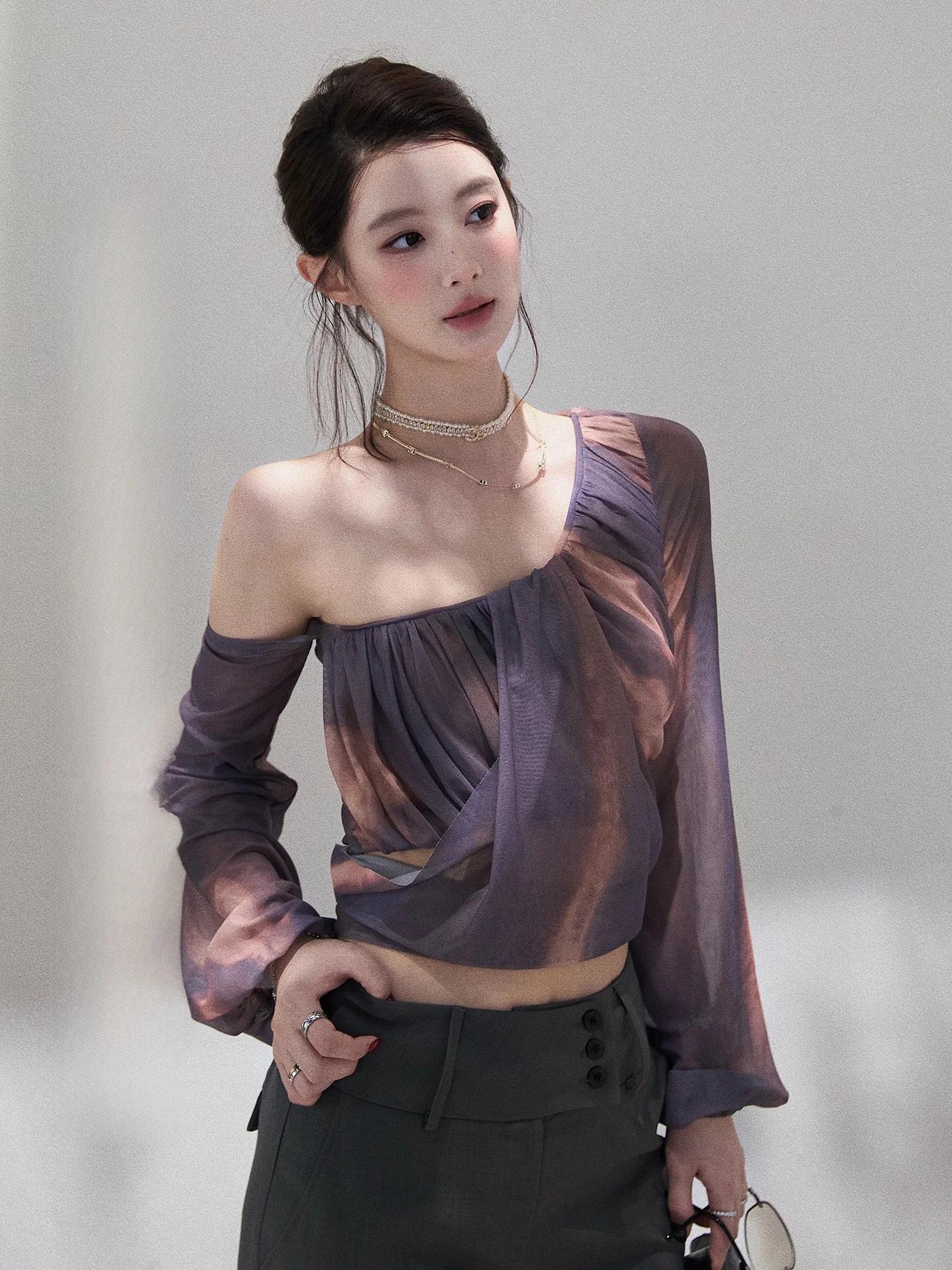 Exuberaant Women's Slim Fit Short Sleeve T-shirt Mesh Long Sleeve Casual Style Early Autumn Design Sensation Sexy Girl Top
Exuberaant Women's Slim Fit Short Sleeve T-shirt Mesh Long Sleeve Casual Style Early Autumn Design Sensation Sexy Girl Top
