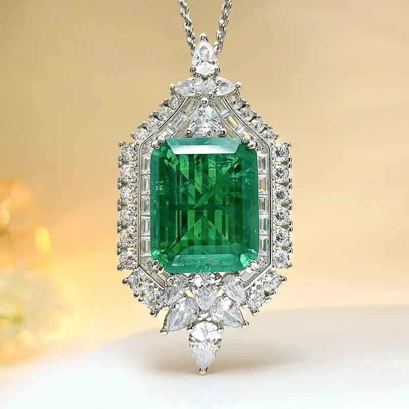 European and American Green Pendant 925 Silver 20 Carat Necklace Sweater Chain Luxury Retro X204 Wedding Jewelry
European and American Green Pendant 925 Silver 20 Carat Necklace Sweater Chain Luxury Retro X204 Wedding Jewelry
