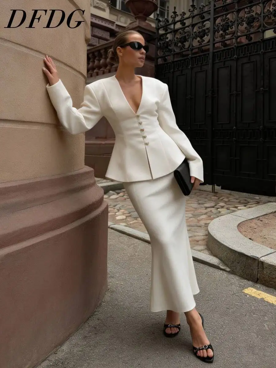 DFDG Women 2026 Spring Summer Blazer Two Piece Deep V Neck Peplum Waist Button Top Mermaid Long Skirt Commute Matching Set
DFDG Women 2026 Spring Summer Blazer Two Piece Deep V Neck Peplum Waist Button Top Mermaid Long Skirt Commute Matching Set