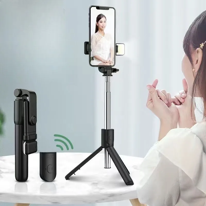 1pcs Mobile Selfie Stick Bluetooth Extendable Tripod Handheld Camera Artifact Live Streaming Phone Holder
1pcs Mobile Selfie Stick Bluetooth Extendable Tripod Handheld Camera Artifact Live Streaming Phone Holder