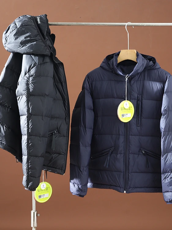 Съемный пуховик с капюшоном, утепленный пухом 600 Fill Power, осенне-зимний, ветрозащитный, теплый, молодежный, модный, размер S
Съемный пуховик с капюшоном, утепленный пухом 600 Fill Power, осенне-зимний, ветрозащитный, теплый, молодежный, модный, размер S