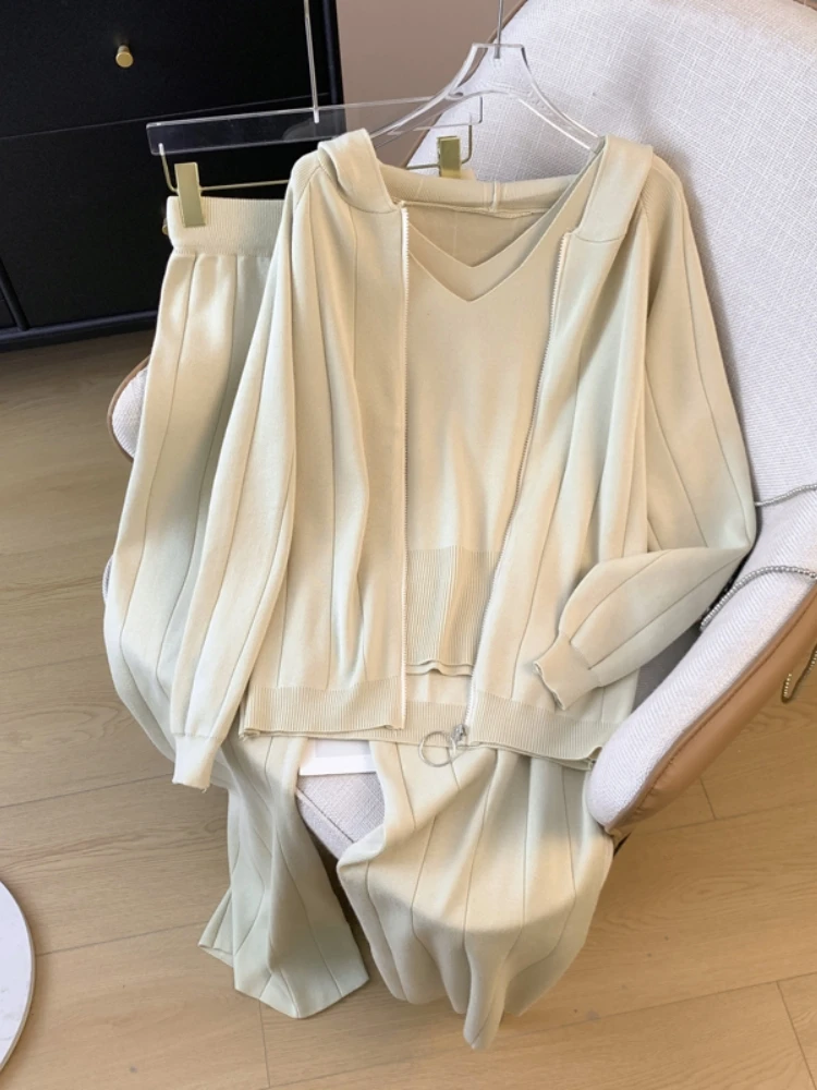 plus Size Women's Fashion Sportswear Sweatshirt Jacket Wide Leg Pants Three Piece Set Casual Comfortable High End Feeling
plus Size Women's Fashion Sportswear Sweatshirt Jacket Wide Leg Pants Three Piece Set Casual Comfortable High End Feeling