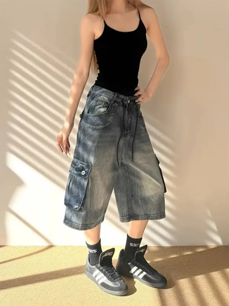 Women's Baggy knee length Cargo Jeans Harajuku Y2k Boyfriend Denim Trousers 2000s Female Oversize Jean Pants Vintage Clothes
Women's Baggy knee length Cargo Jeans Harajuku Y2k Boyfriend Denim Trousers 2000s Female Oversize Jean Pants Vintage Clothes