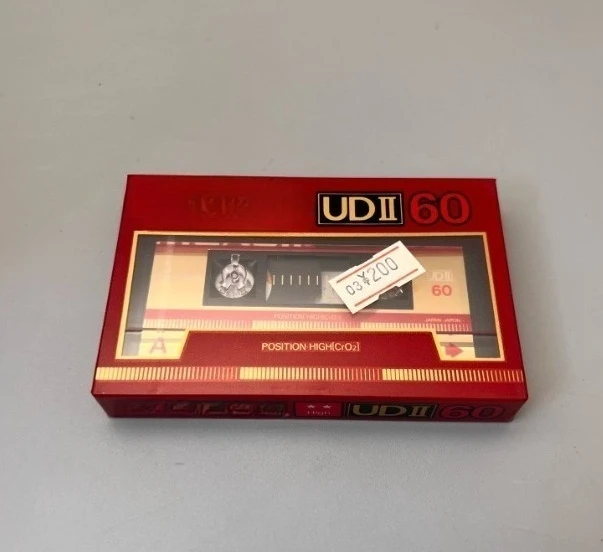 For maxell udii blank tape new tape 60 minutes 1985 version second class medium and advanced
For maxell udii blank tape new tape 60 minutes 1985 version second class medium and advanced