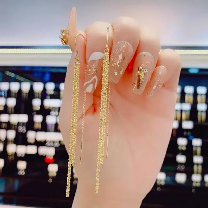 Unique Design Long Tassel Ear Wire for Women New Fashion Trend Shiny Elegant Temperament Personalized Girl Party Jewelry Gift
Unique Design Long Tassel Ear Wire for Women New Fashion Trend Shiny Elegant Temperament Personalized Girl Party Jewelry Gift