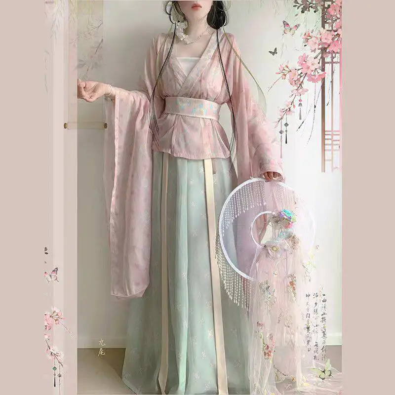 Northern and Southern Dynasties fairy-like set, Wei-Jin style wide-sleeve Confucian torn skirt, traditional Chinese style
Northern and Southern Dynasties fairy-like set, Wei-Jin style wide-sleeve Confucian torn skirt, traditional Chinese style
