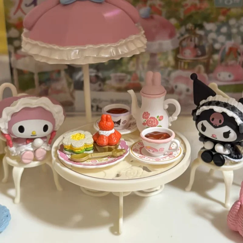 Rement Sanrio Kuromi's Gothic Room Ugly Fish Hunton's Room Miniature Scene Food Play Desktop Ornaments Simulation Model Toy Gift
Rement Sanrio Kuromi's Gothic Room Ugly Fish Hunton's Room Miniature Scene Food Play Desktop Ornaments Simulation Model Toy Gift