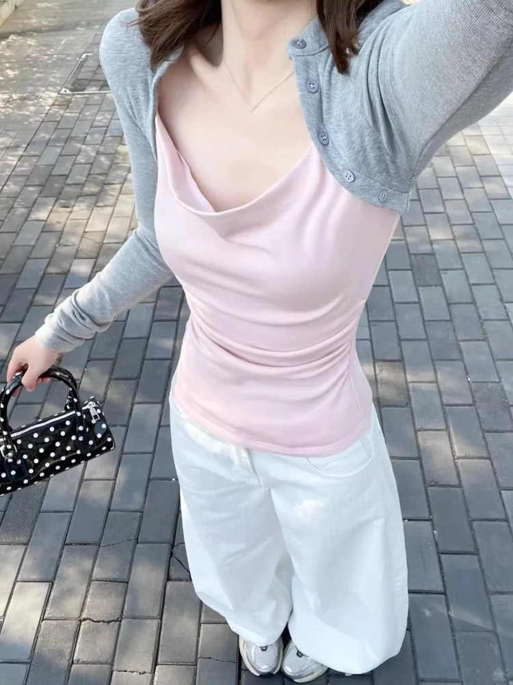 Y2k Aesthetic Fake Two Pieces Patchwork T-shirt Women Slim Fit Pleated Grunge Tshirts 2026 Autumn Harajuku Vintage Button Tees
Y2k Aesthetic Fake Two Pieces Patchwork T-shirt Women Slim Fit Pleated Grunge Tshirts 2026 Autumn Harajuku Vintage Button Tees