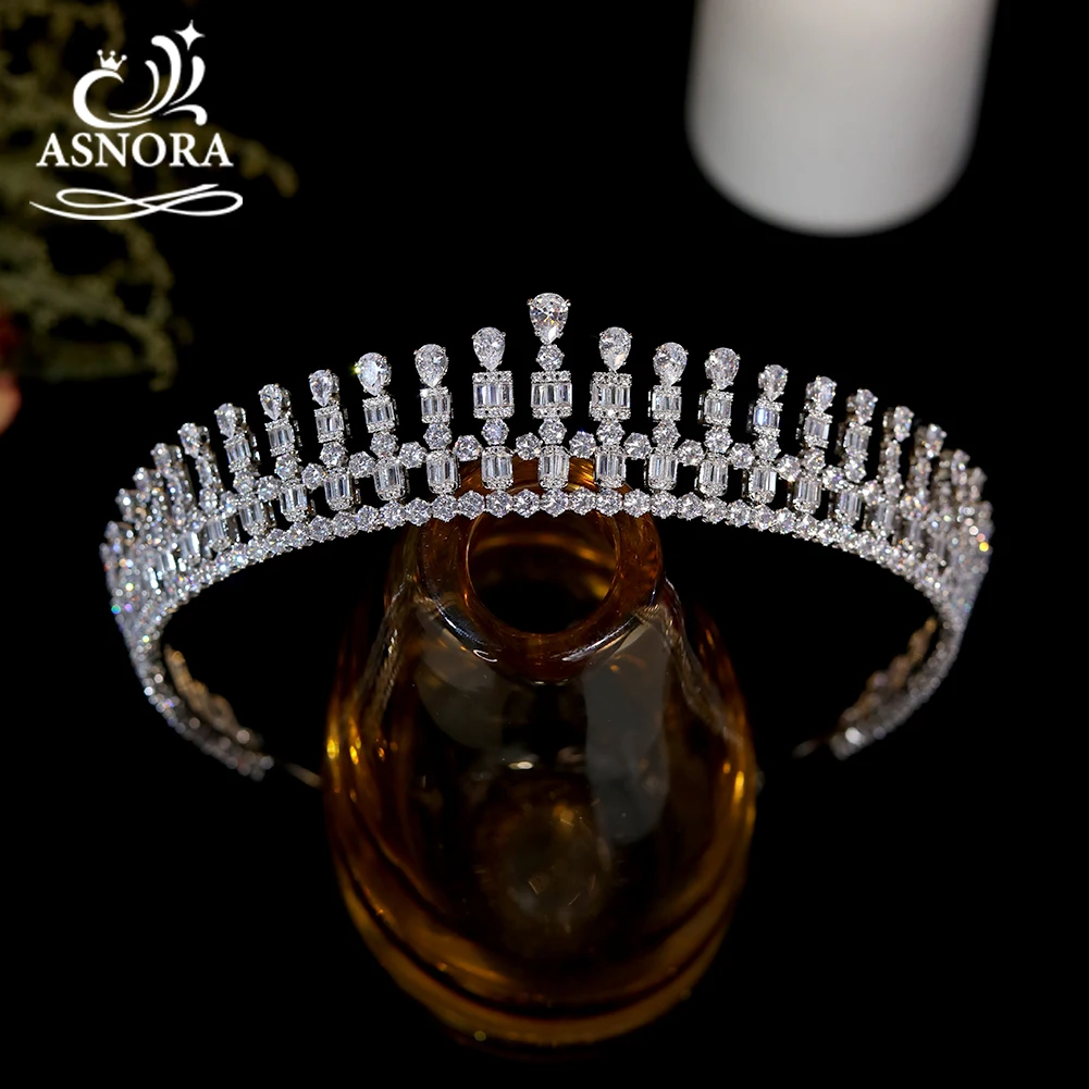Fascinators For Women Elegant,Bride Accesories,Bridesmaid Gift,Tocado Novia,bridal For Weddings Crown Headband Hedding Tiaras
Fascinators For Women Elegant,Bride Accesories,Bridesmaid Gift,Tocado Novia,bridal For Weddings Crown Headband Hedding Tiaras