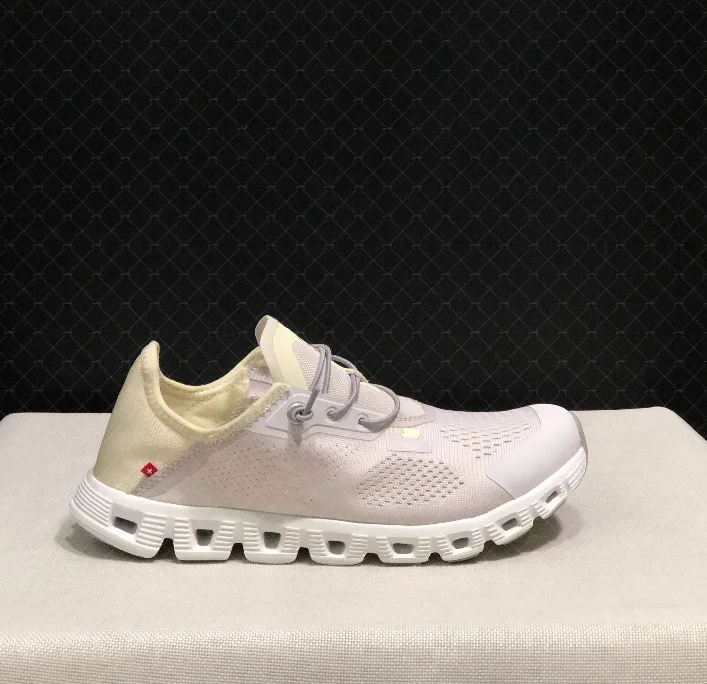 Original On Cloud 5 New Generation Men Women Comprehensive Physical Training Running Shoes Breathable Athletic Shoes
Original On Cloud 5 New Generation Men Women Comprehensive Physical Training Running Shoes Breathable Athletic Shoes