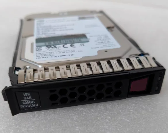 For H3C 0231A5F4 R2700 R4700 R4950 R4900 G3 15K 600G SAS 2.5-inch 12G hard drive from H3C
For H3C 0231A5F4 R2700 R4700 R4950 R4900 G3 15K 600G SAS 2.5-inch 12G hard drive from H3C
