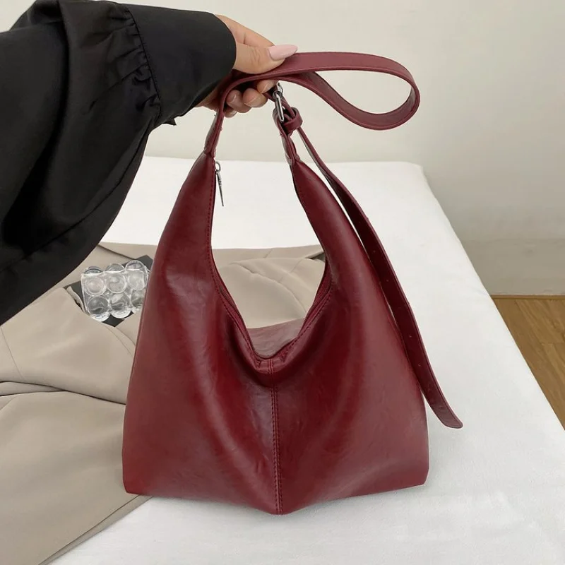 High-End Luxury Brand Ladies Crossbody Bag Leather Famous Designer Elegant Fashionable Trendy Vintage Daily Bag
High-End Luxury Brand Ladies Crossbody Bag Leather Famous Designer Elegant Fashionable Trendy Vintage Daily Bag