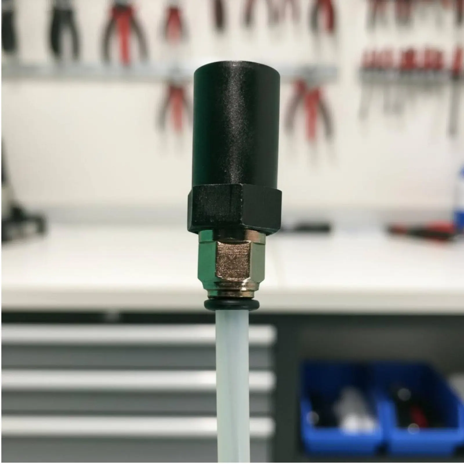 6 Pieces Oil Changer Suction Hose Flexible Oil Extractor Hose Auto Repair Part Easy to Install for Mechanics, Garage
6 Pieces Oil Changer Suction Hose Flexible Oil Extractor Hose Auto Repair Part Easy to Install for Mechanics, Garage