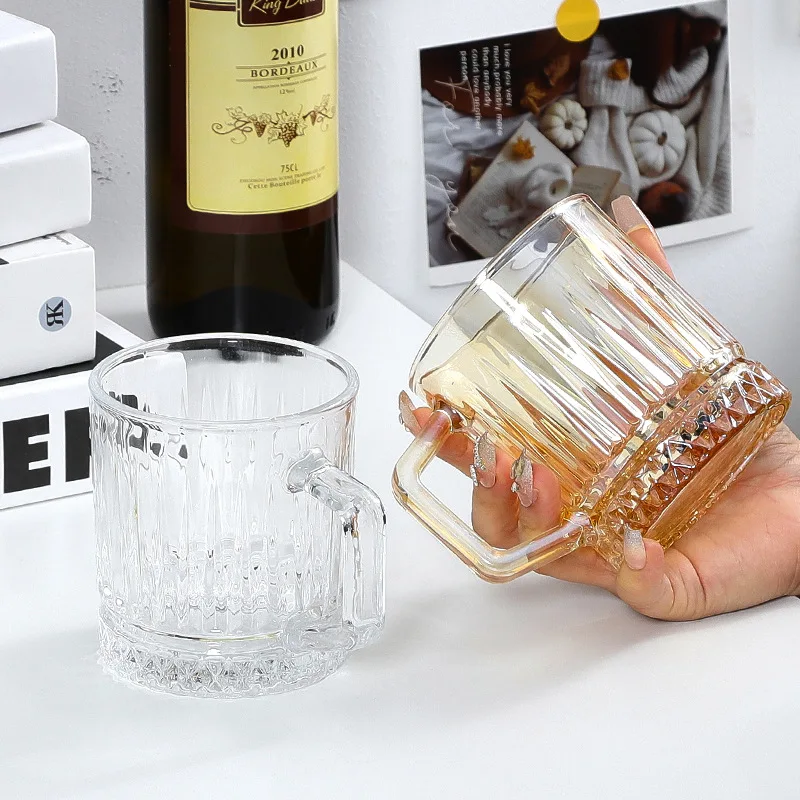 Home Kitchen,Dining & Bar Glass belt drink water cup household high-value drink juice cup beer cup office niche creative tea cup
Home Kitchen,Dining & Bar Glass belt drink water cup household high-value drink juice cup beer cup office niche creative tea cup