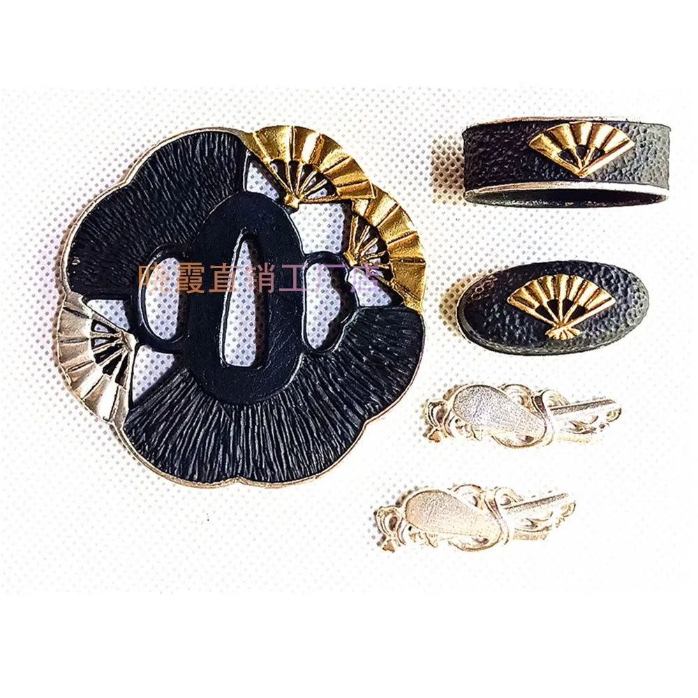 Gilded with Gold & Silver Copper Set of Japanese Samurai Katana Tachi Sword Accessories, Tsuba, Fuchi, Kashira, Menuki
Gilded with Gold & Silver Copper Set of Japanese Samurai Katana Tachi Sword Accessories, Tsuba, Fuchi, Kashira, Menuki