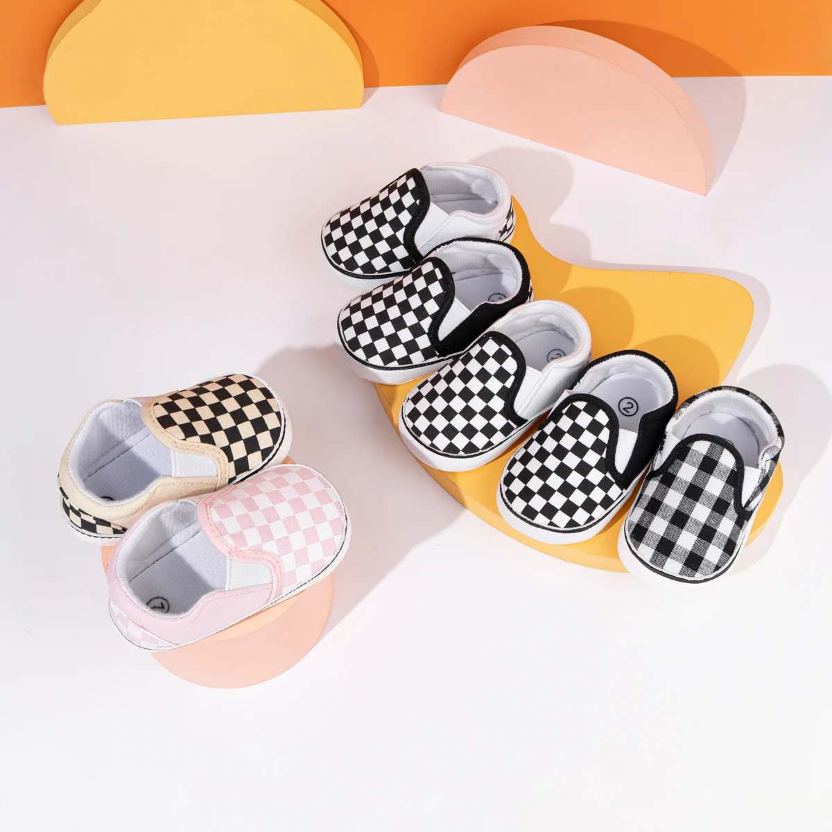 Нескользящие домашние кроссовки для малышей, первые туфли для ходьбы, повседневные кеды для новорожденных, мягкая подошва для мальчиков и девочек
Нескользящие домашние кроссовки для малышей, первые туфли для ходьбы, повседневные кеды для новорожденных, мягкая подошва для мальчиков и девочек