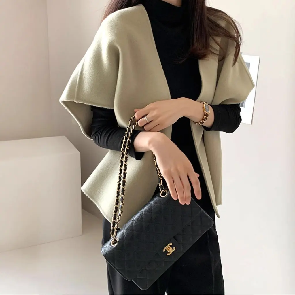 Korean Chic Women's Pure Color Cloak Vest Woolen Outwear Autumn Winter Versatile Fashionable Outerwear for Ladies
Korean Chic Women's Pure Color Cloak Vest Woolen Outwear Autumn Winter Versatile Fashionable Outerwear for Ladies