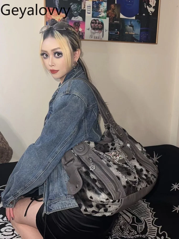 Single Shoulder Crossbody Bags for Women Original Leopard Print Subculture Retro Y2K Girl Handbags Large Capacity Tote Bag
Single Shoulder Crossbody Bags for Women Original Leopard Print Subculture Retro Y2K Girl Handbags Large Capacity Tote Bag