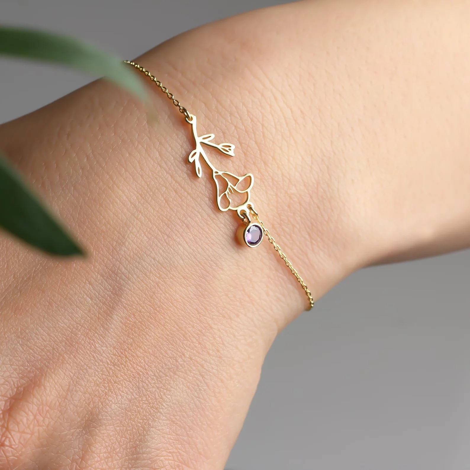 Amaxer Personalized Custom Birth Flower with Birthstone Bracelet Jewelry for Girls Women Stainless Steel Birthday Blessing Gifts
Amaxer Personalized Custom Birth Flower with Birthstone Bracelet Jewelry for Girls Women Stainless Steel Birthday Blessing Gifts