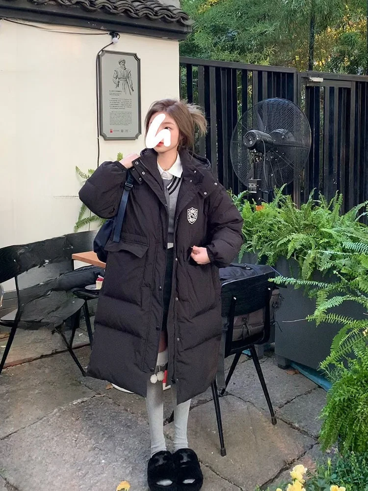 Длинное женское зимнее пальто Bla Du down Jaet Thiened выше колена, белое повседневное пальто свободного покроя с капюшоном и перьями
Длинное женское зимнее пальто Bla Du down Jaet Thiened выше колена, белое повседневное пальто свободного покроя с капюшоном и перьями