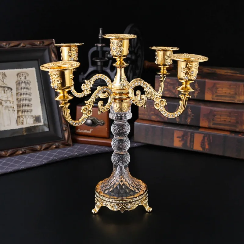 1pcs European Metal Candle Holder Candlelight Dinner Props Romantic Wedding Vintage Table Decoration Ornaments
1pcs European Metal Candle Holder Candlelight Dinner Props Romantic Wedding Vintage Table Decoration Ornaments