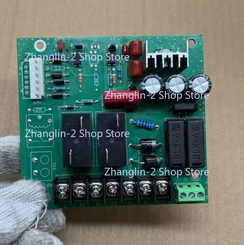 1 шт. новая балансировочная машина, плата питания, балансир шин, монтажная плата для обслуживания
1 шт. новая балансировочная машина, плата питания, балансир шин, монтажная плата для обслуживания