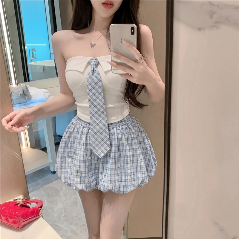 Summer New Style 2026 Spicy Girl Elegant Little Fragrance Wind Tube Top Fashion Set Short Vest Puffy Short Skirt Two Piece Set
Summer New Style 2026 Spicy Girl Elegant Little Fragrance Wind Tube Top Fashion Set Short Vest Puffy Short Skirt Two Piece Set