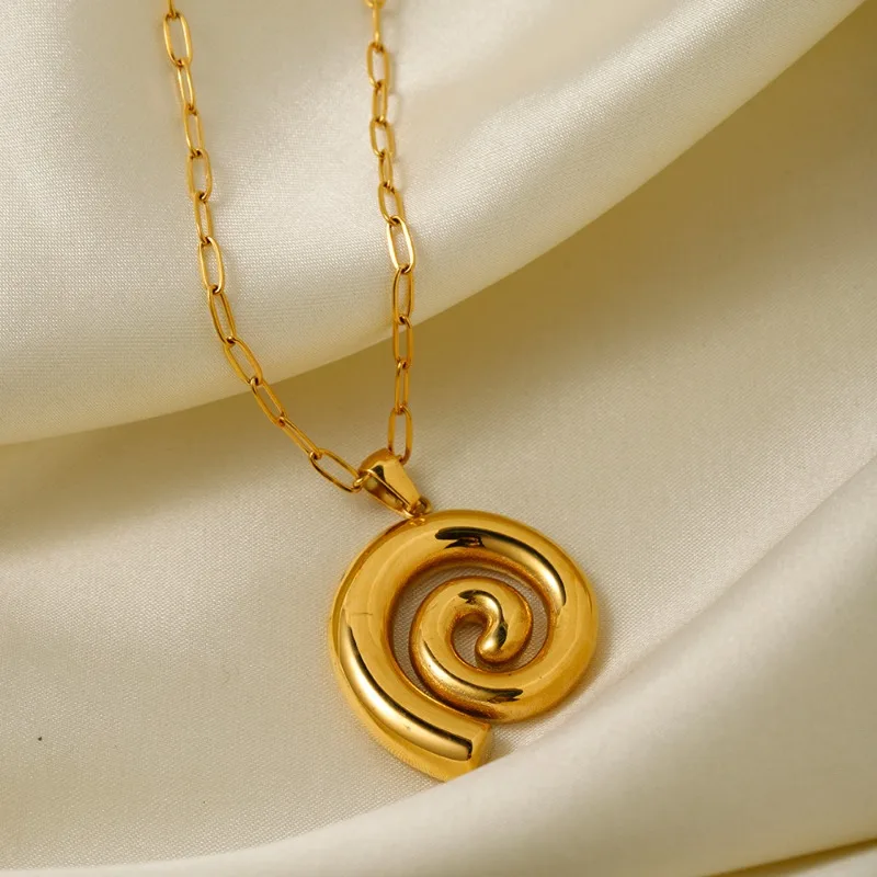 Minar Unique Design Metallic Thread Ring Pendant Necklaces for Women Stainless Steel 18K Gold PVD Plated Anti Tarnish Chokers
Minar Unique Design Metallic Thread Ring Pendant Necklaces for Women Stainless Steel 18K Gold PVD Plated Anti Tarnish Chokers