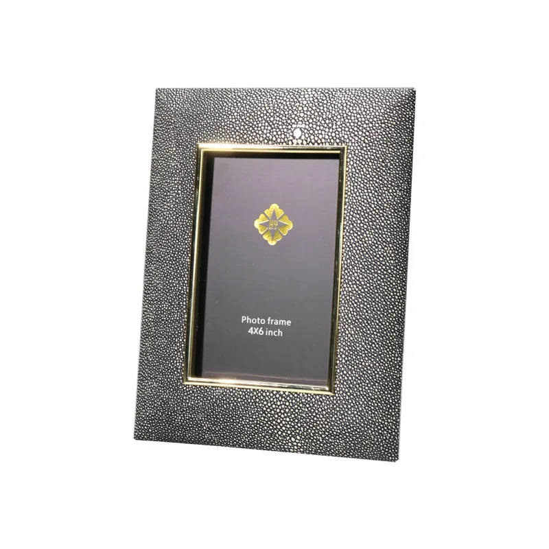 6/7 Inch Modern Simple Creative Leather Metal Photo Frame Table Top, Bedroom Soft outfit, Matching Sample Room Decor
6/7 Inch Modern Simple Creative Leather Metal Photo Frame Table Top, Bedroom Soft outfit, Matching Sample Room Decor