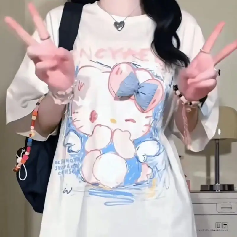 Женская футболка Sanrio Hello Kitty, футболка с короткими рукавами, хлопковая летняя однотонная футболка свободного кроя, милый стильный дизайн с бантом, в стиле преппи
Женская футболка Sanrio Hello Kitty, футболка с короткими рукавами, хлопковая летняя однотонная футболка свободного кроя, милый стильный дизайн с бантом, в стиле преппи